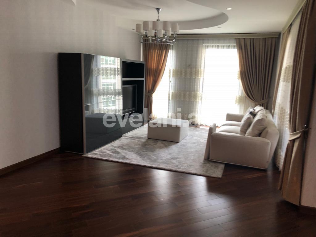 Kirayə verilir, yeni tikili, 3 otaqlı, 160 m², Bakı, Səbail r, Sahil m.