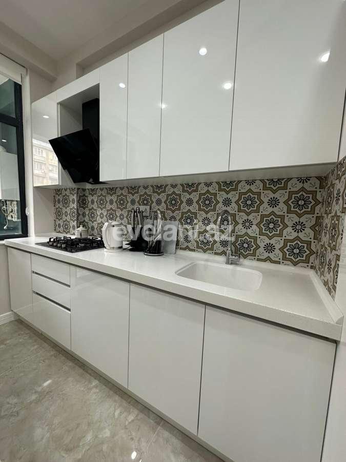 Rent, new building, 2 room, 88 m², Baku, Nasimi r.
