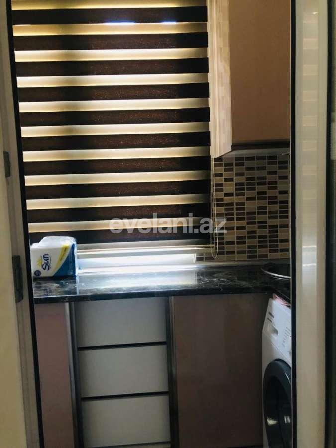 Satılır, köhnə tikili, 2 otaqlı, 40 m², Bakı, Binəqədi r, 9-cu mikrorayon q, Memar Əcəmi m.