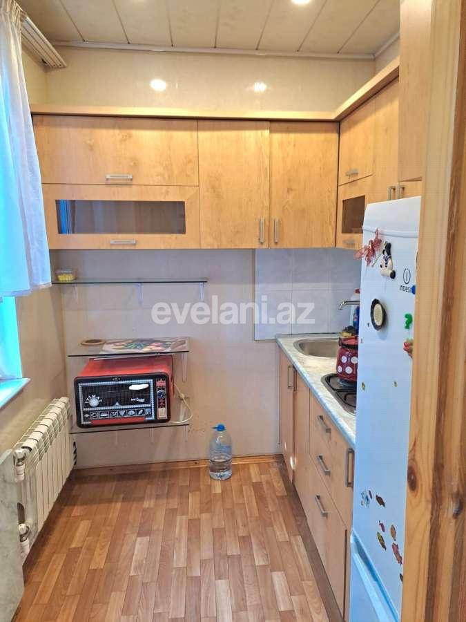 Satılır, köhnə tikili, 2 otaqlı, 55 m², Bakı, Nəsimi r, 4-cü mikrorayon q, Memar Əcəmi m.