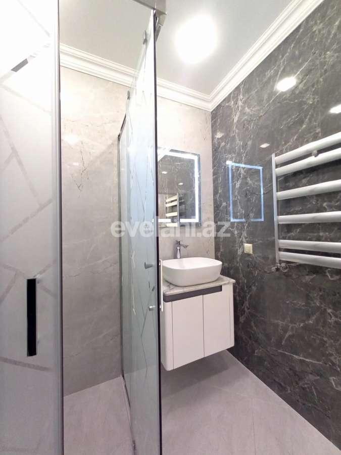 Satılır, yeni tikili, 2 otaqlı, 68 m², Bakı, Nizami r, Qara Qarayev m.