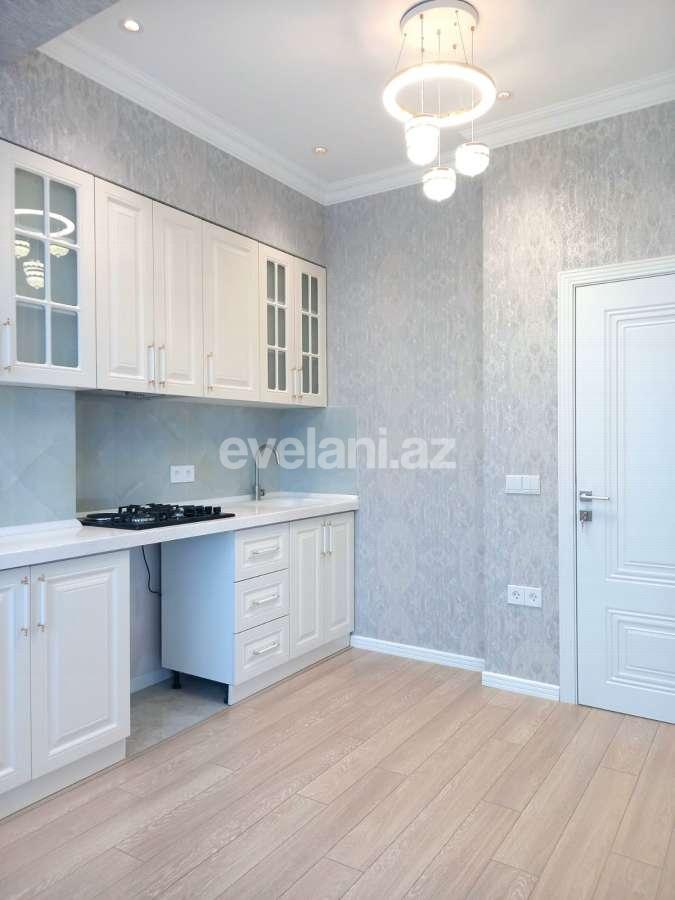 Satılır, yeni tikili, 2 otaqlı, 68 m², Bakı, Nizami r, Qara Qarayev m.