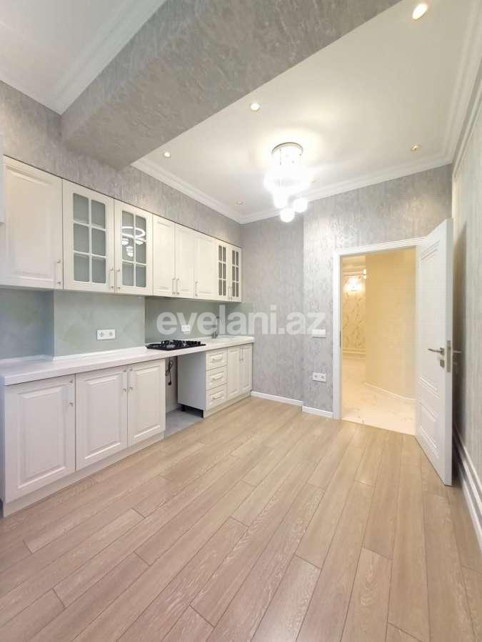 Satılır, yeni tikili, 2 otaqlı, 68 m², Bakı, Nizami r, Qara Qarayev m.