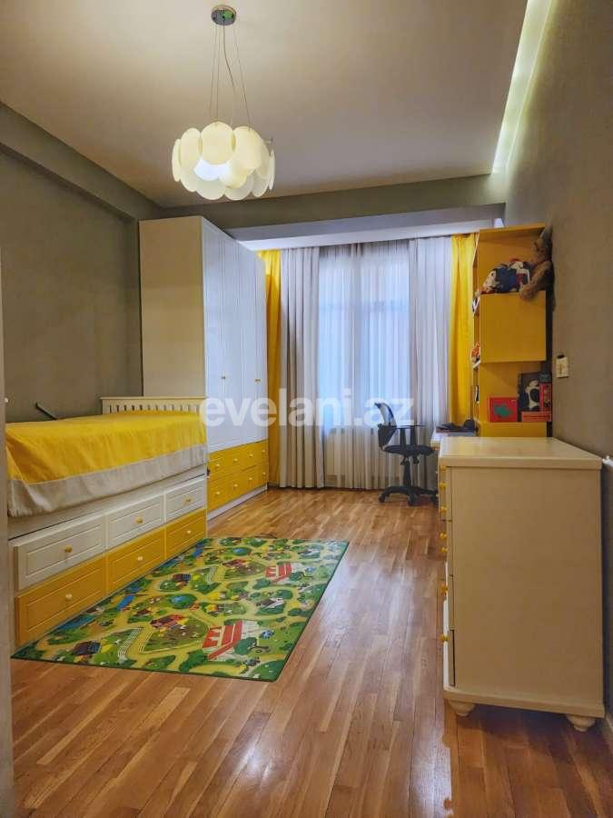 Satılır, yeni tikili, 3 otaqlı, 143 m², Bakı, Nəsimi r, 28 may m.