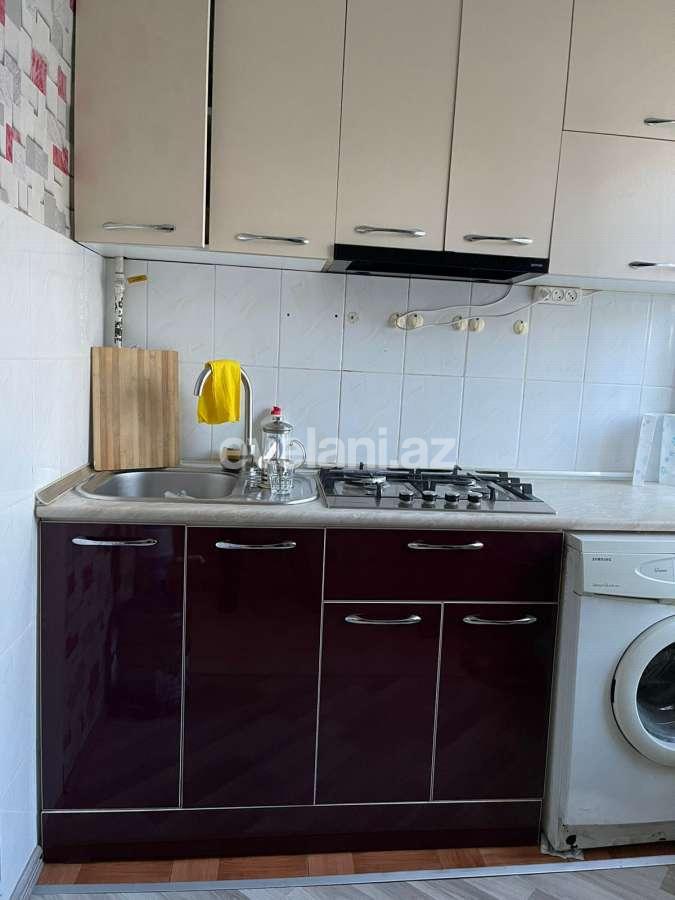 Rent, old building, 1 room, 38 m², Baku, Yasamal r, Yasamal d, Elmlar Akademiyası m.