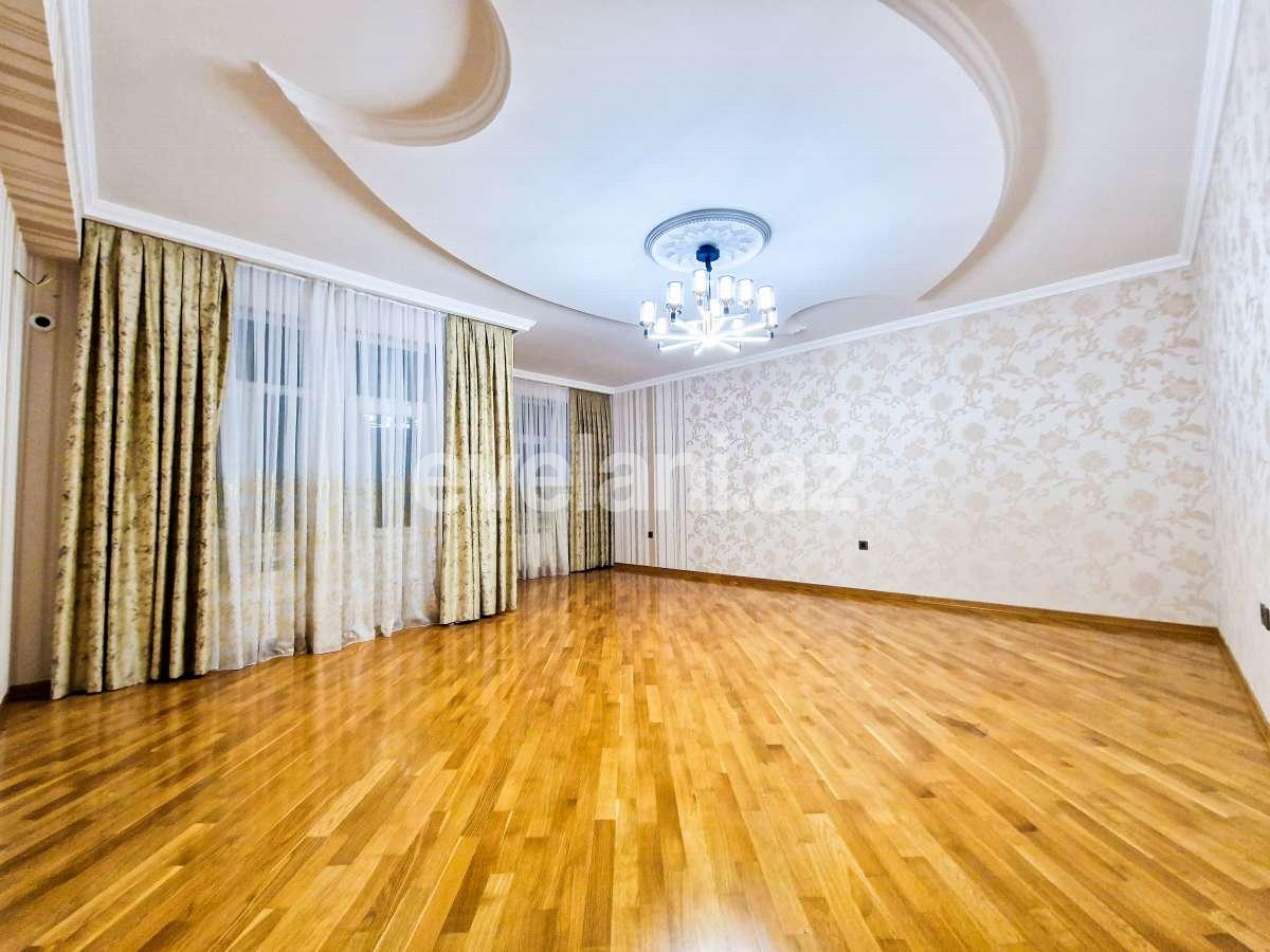 Satılır, yeni tikili, 3 otaqlı, 130.02 m², Bakı, Nizami r, Neftçilər m.