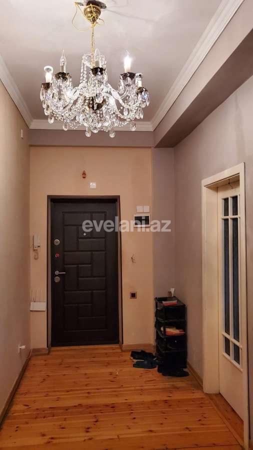 Satılır, yeni tikili, 2 otaqlı, 76 m², Bakı, Binəqədi r, M. Rəsulzadə q, Azadlıq prospekti m.