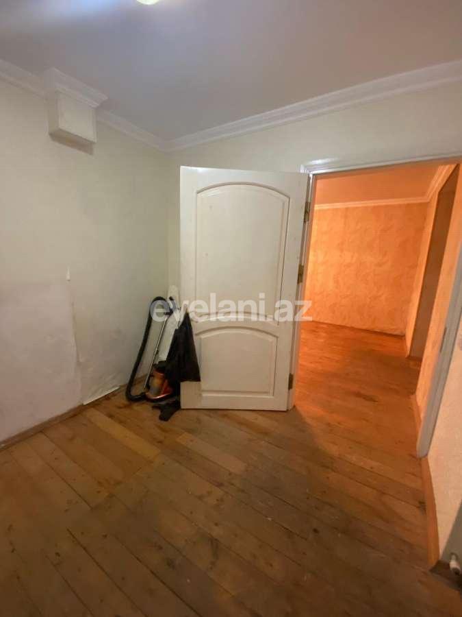 Sale, old building, 1 room, 40 m², Baku, Nizami r, Gara Garayev m.