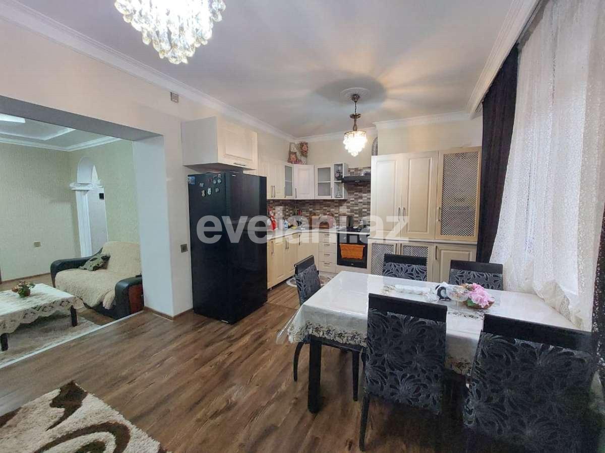 Rent, old building, 3 room, 90 m², Baku, Nasimi r.