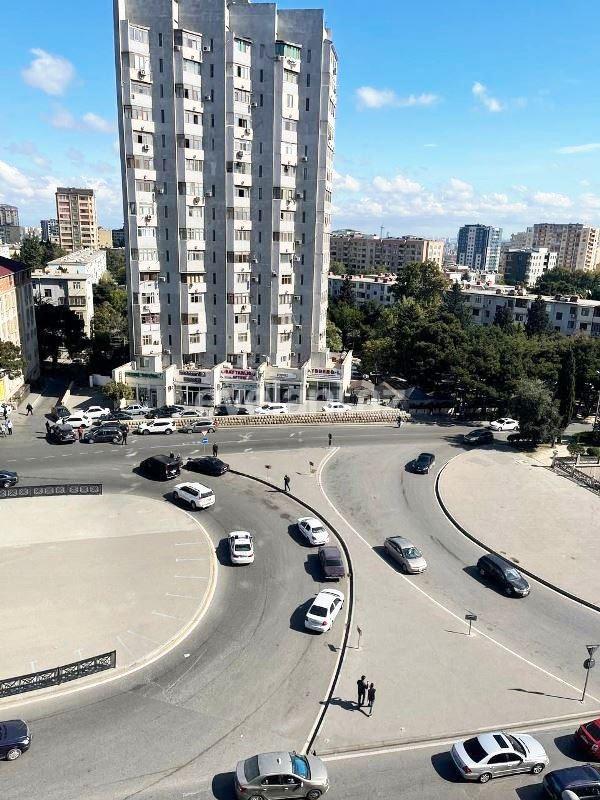 Satılır, köhnə tikili, 3 otaqlı, 75 m², Bakı, Yasamal r, 20 yanvar m.