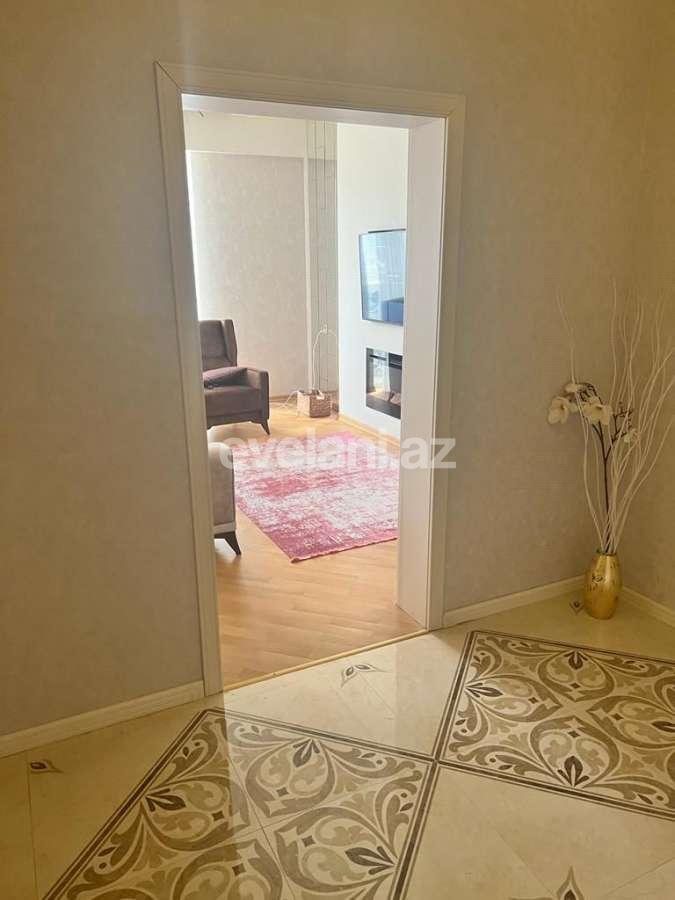 Kirayə verilir, yeni tikili, 2 otaqlı, 81 m², Bakı, Yasamal r, Yeni Yasamal q, İnşaatçılar m.