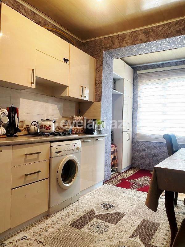 Sale, old building, 3 room, 80 m², Baku, Nizami r, 8-th kilometer d, Neftchilar m.