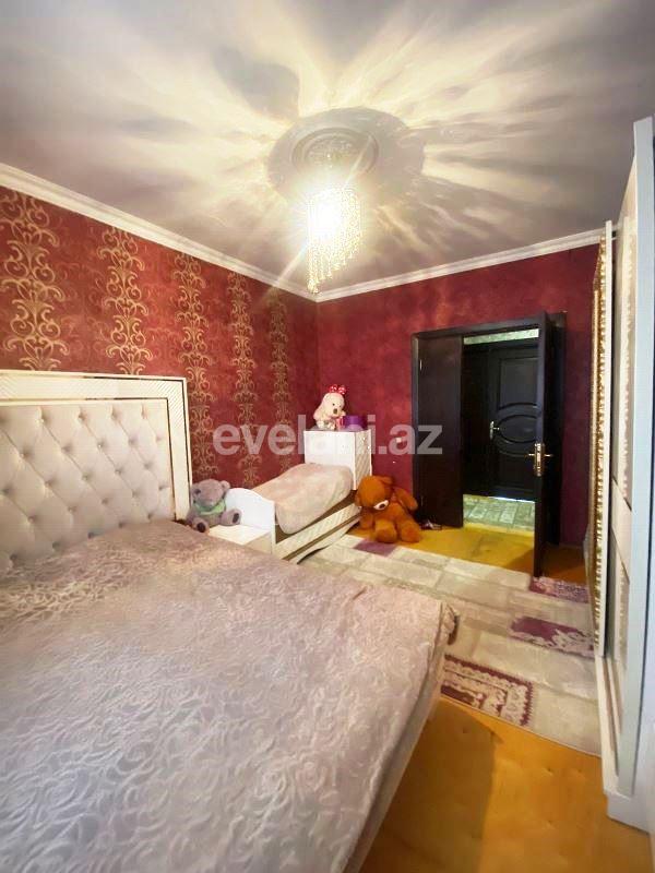 Sale, old building, 3 room, 80 m², Baku, Nizami r, 8-th kilometer d, Neftchilar m.