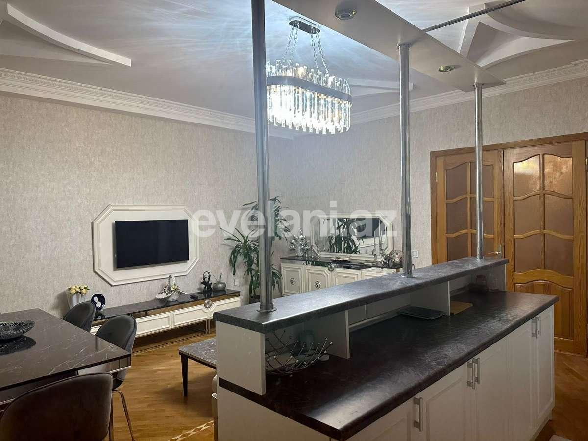 Satılır, yeni tikili, 2 otaqlı, 100 m², Bakı, Yasamal r, İnşaatçılar m.