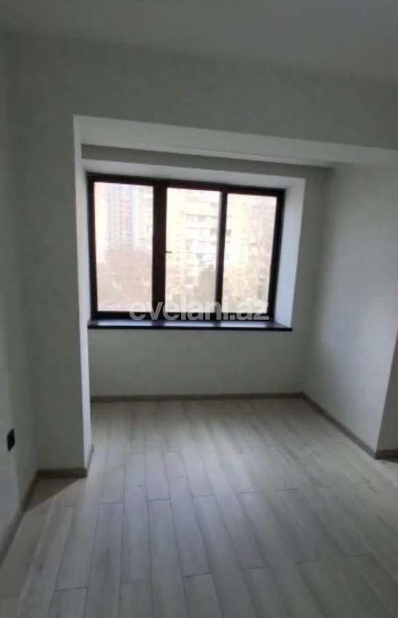 Rent, old building, 2 room, 45 m², Baku, Khatai r.
