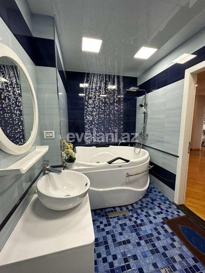 Satılır, yeni tikili, 4 otaqlı, 166 m², Bakı, Yasamal r, Elmlər Akademiyası m.