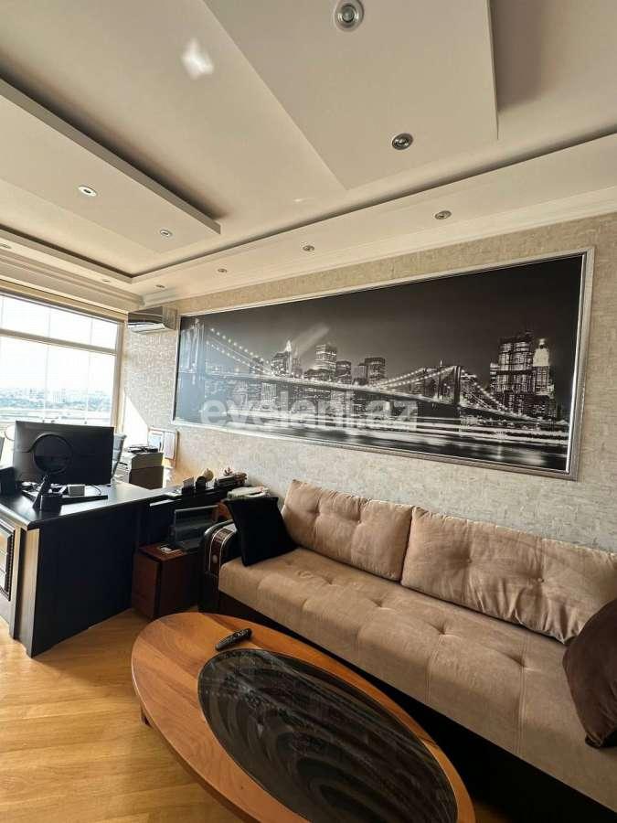 Satılır, yeni tikili, 4 otaqlı, 166 m², Bakı, Yasamal r, Elmlər Akademiyası m.