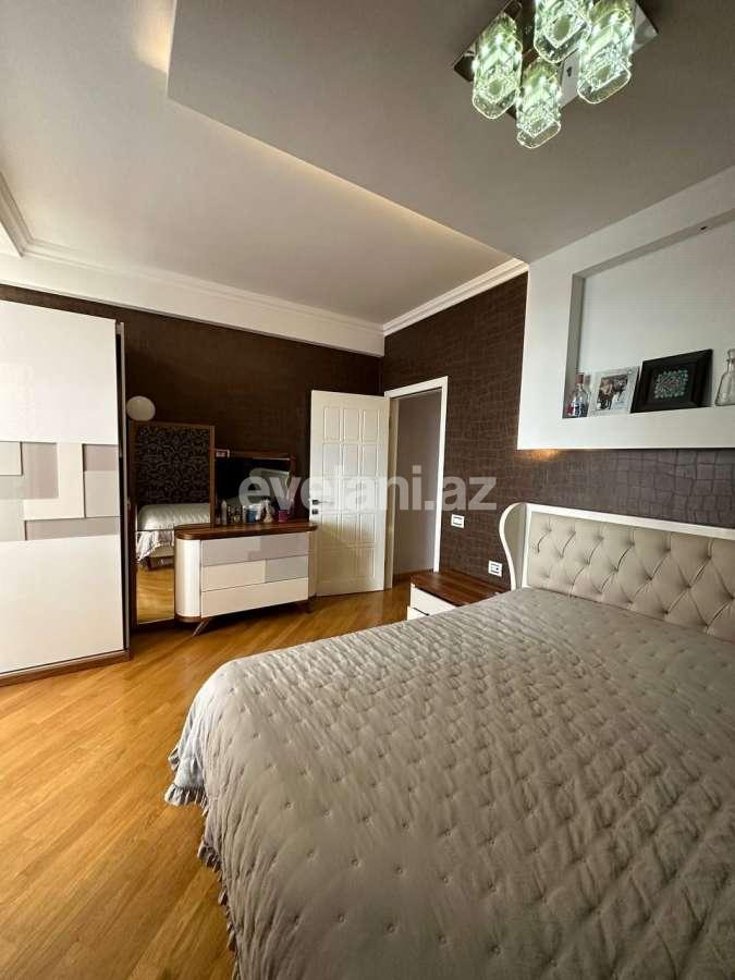 Satılır, yeni tikili, 4 otaqlı, 166 m², Bakı, Yasamal r, Elmlər Akademiyası m.