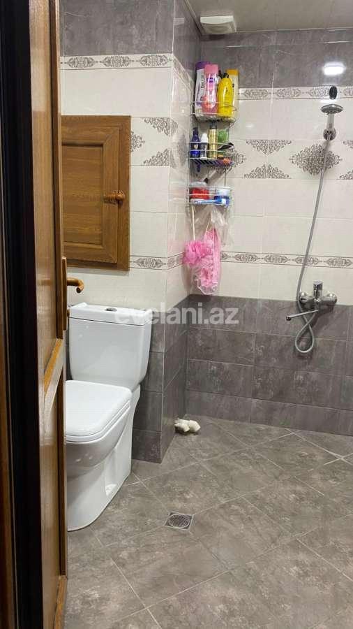 Satılır, köhnə tikili, 3 otaqlı, 72 m², Bakı, Binəqədi r, 9-cu mikrorayon q, Memar Əcəmi m.