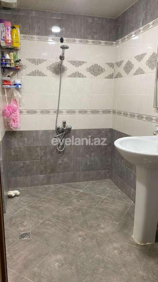Satılır, köhnə tikili, 3 otaqlı, 72 m², Bakı, Binəqədi r, 9-cu mikrorayon q, Memar Əcəmi m.