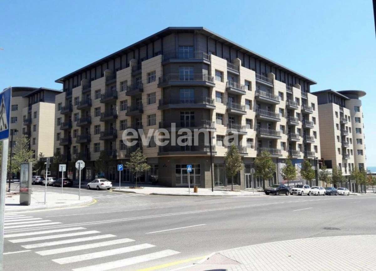 Сдаётся, новостройка, 3-комнаты, 131 m², Баку, Хатаинский r, Аг шехер p, Шах Исмаил Хатаи m.