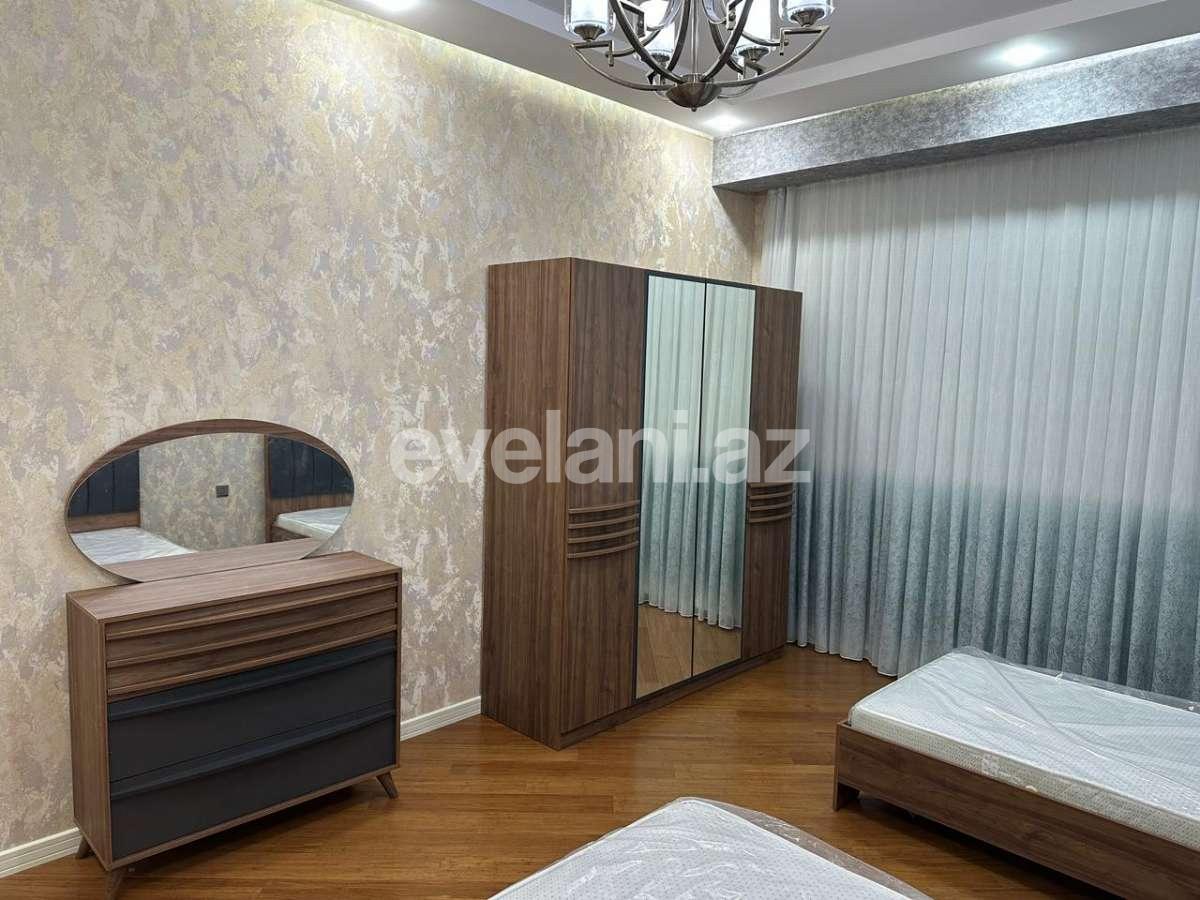 Сдаётся, новостройка, 3-комнаты, 131 m², Баку, Хатаинский r, Аг шехер p, Шах Исмаил Хатаи m.