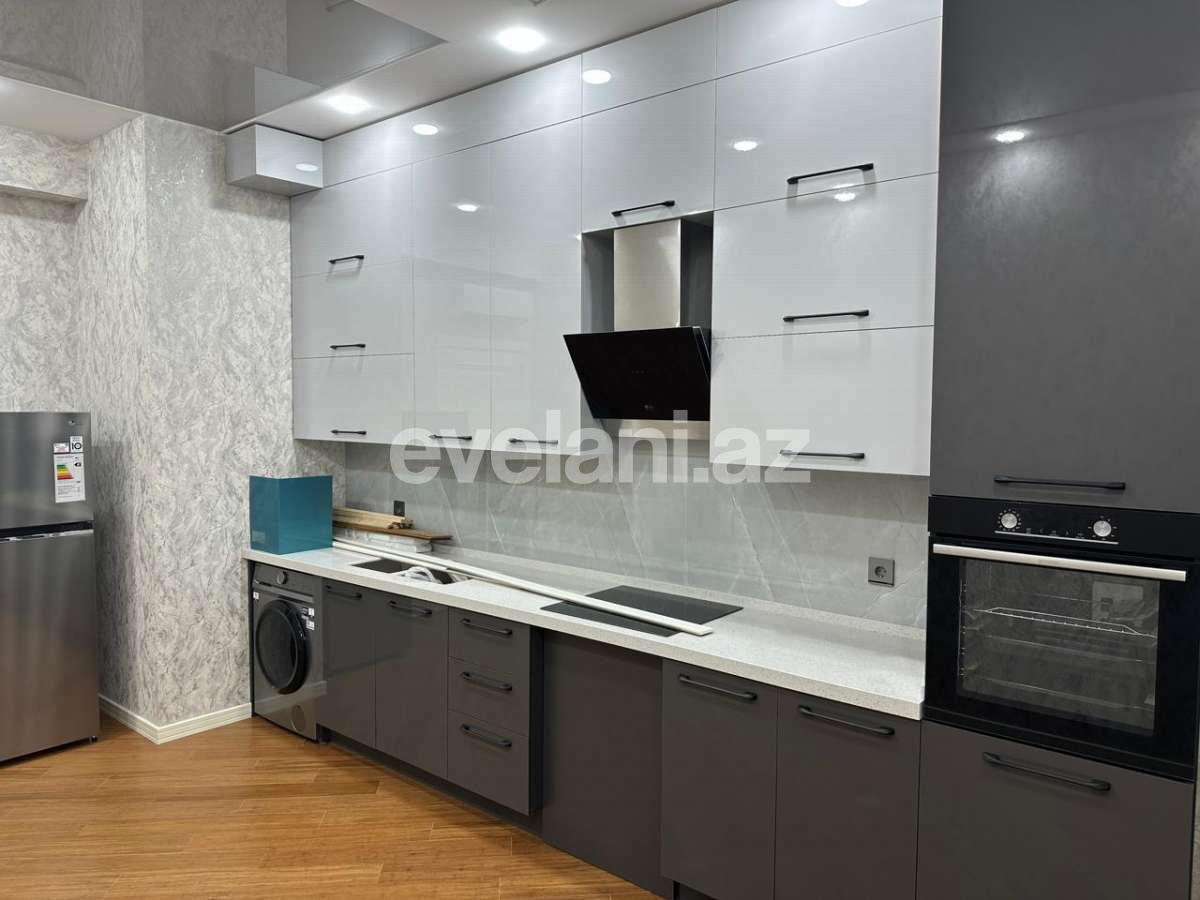 Сдаётся, новостройка, 3-комнаты, 131 m², Баку, Хатаинский r, Аг шехер p, Шах Исмаил Хатаи m.