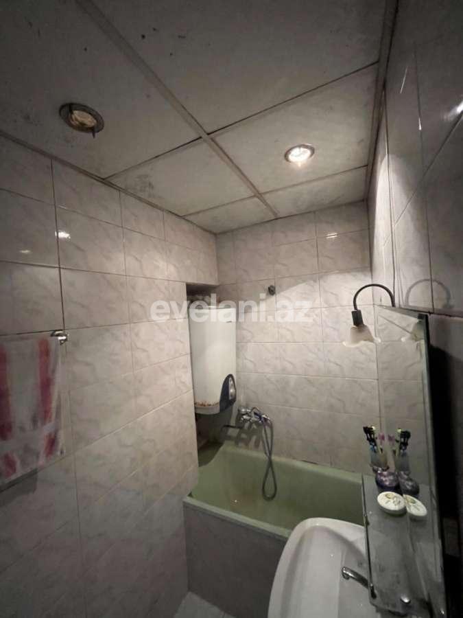 Satılır, köhnə tikili, 3 otaqlı, 54.99 m², Bakı, Nəsimi r, Memar Əcəmi m.