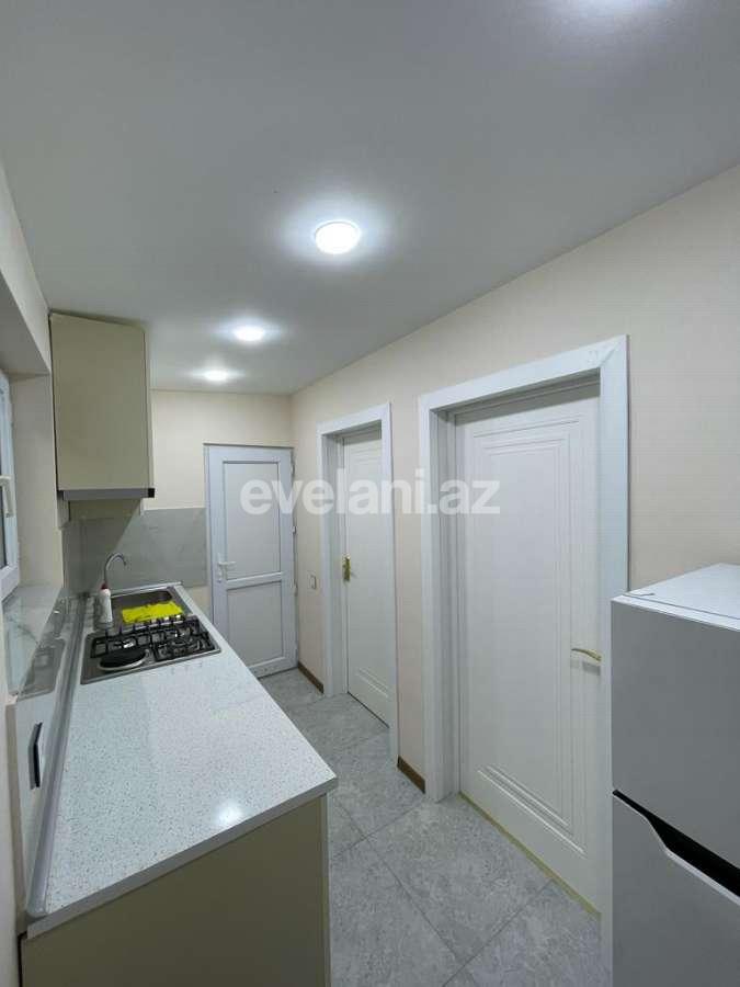 Satılır, köhnə tikili, 3 otaqlı, 70 m², Bakı, Nizami r, Qara Qarayev m.