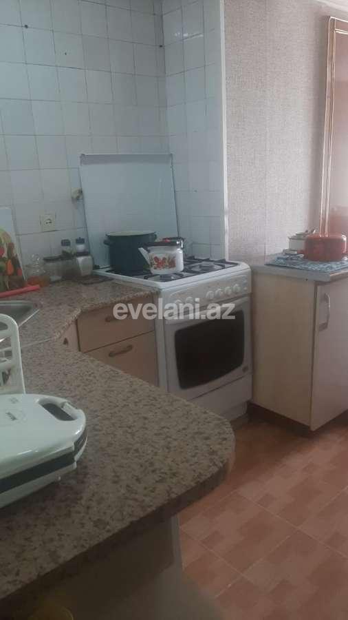 Satılır, köhnə tikili, 3 otaqlı, 85 m², Bakı, Yasamal r, İnşaatçılar m.