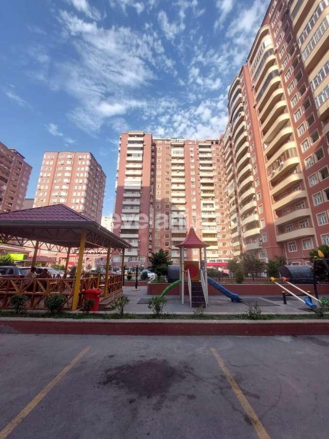 Satılır, yeni tikili, 2 otaqlı, 68 m², Bakı, Binəqədi r, 8-ci mikrorayon q, Azadlıq prospekti m.