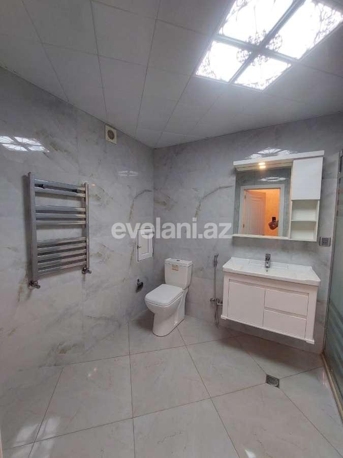 Satılır, yeni tikili, 2 otaqlı, 68 m², Bakı, Binəqədi r, 8-ci mikrorayon q, Azadlıq prospekti m.