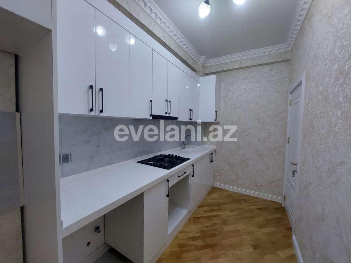 Satılır, yeni tikili, 2 otaqlı, 68 m², Bakı, Binəqədi r, 8-ci mikrorayon q, Azadlıq prospekti m.