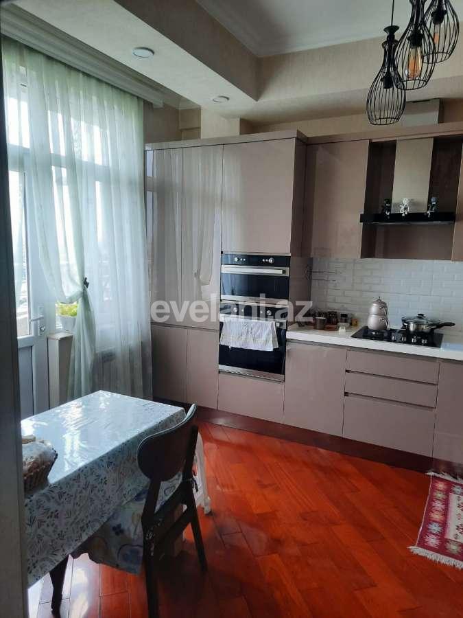 Satılır, yeni tikili, 3 otaqlı, 104 m², Bakı, Nizami r, Qara Qarayev m.
