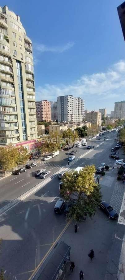 Sale, old building, 3 room, 80 m², Baku, Yasamal r.