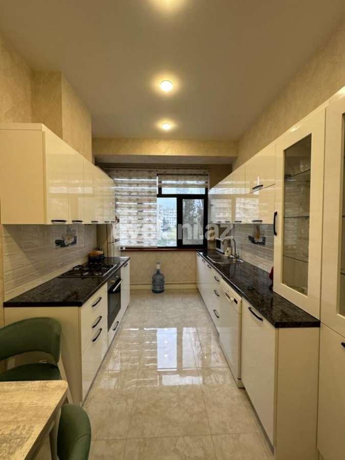 Satılır, yeni tikili, 3 otaqlı, 98 m², Bakı, Xətai r, Həzi Aslanov m.