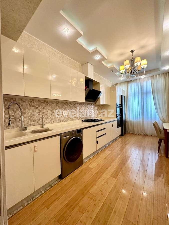 Satılır, yeni tikili, 4 otaqlı, 160 m², Bakı, Nəsimi r, Gənclik m.