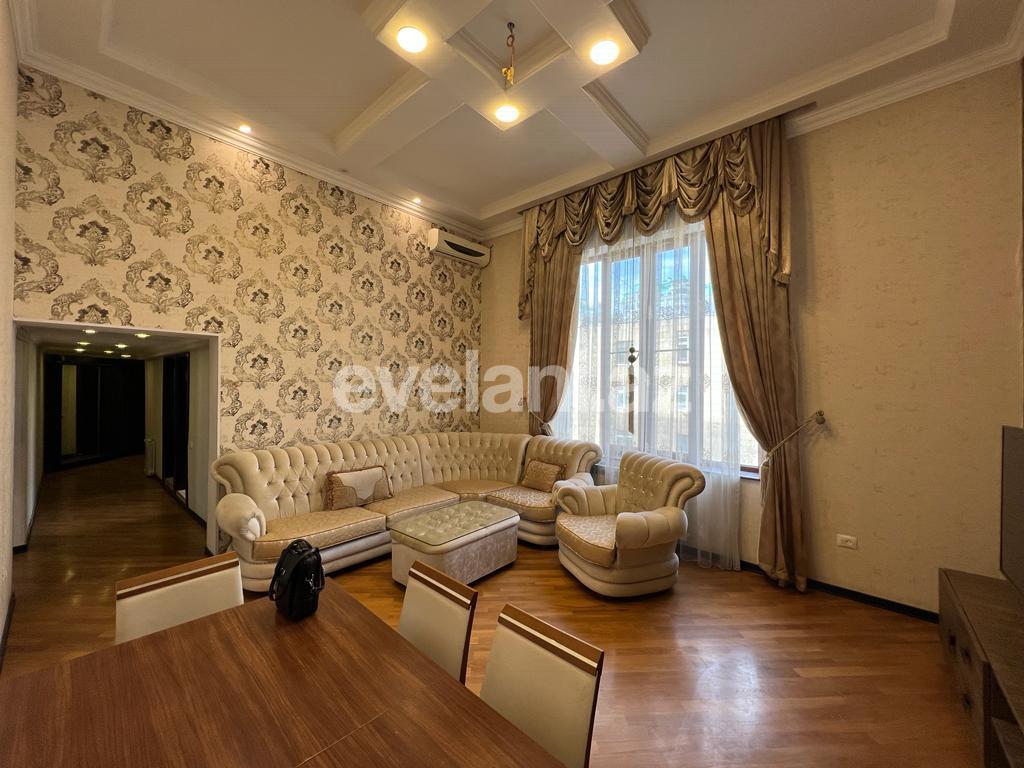 Satılır, köhnə tikili, 3 otaqlı, 82 m², Bakı, Nəsimi r.