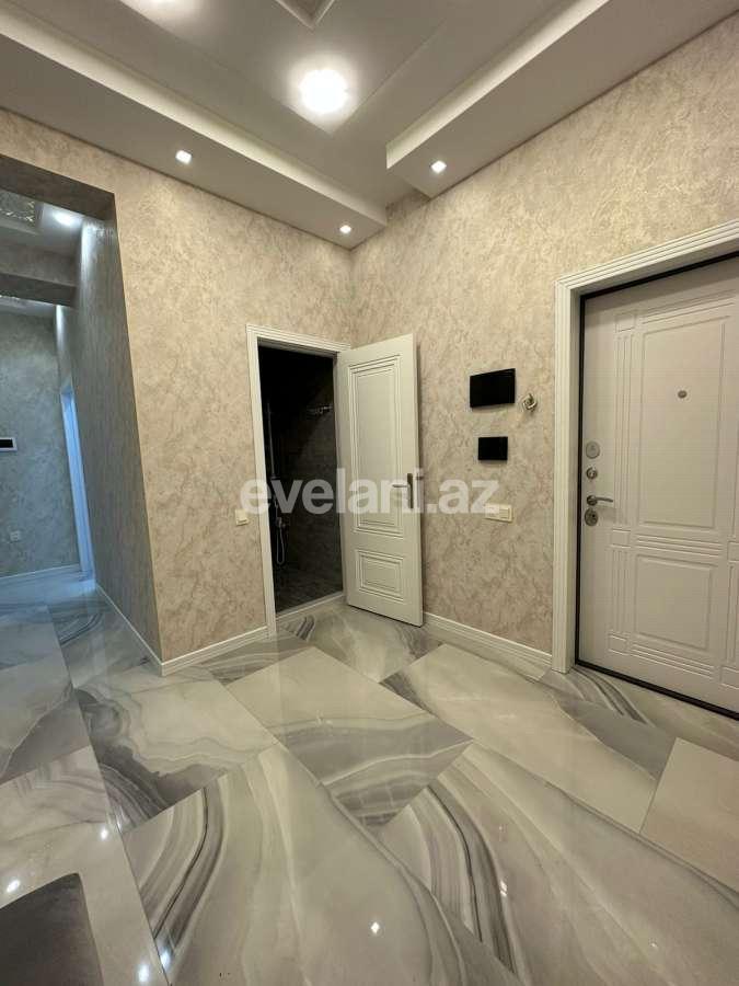 Satılır, yeni tikili, 2 otaqlı, 82 m², Bakı, Binəqədi r, 8-ci mikrorayon q, Azadlıq prospekti m.