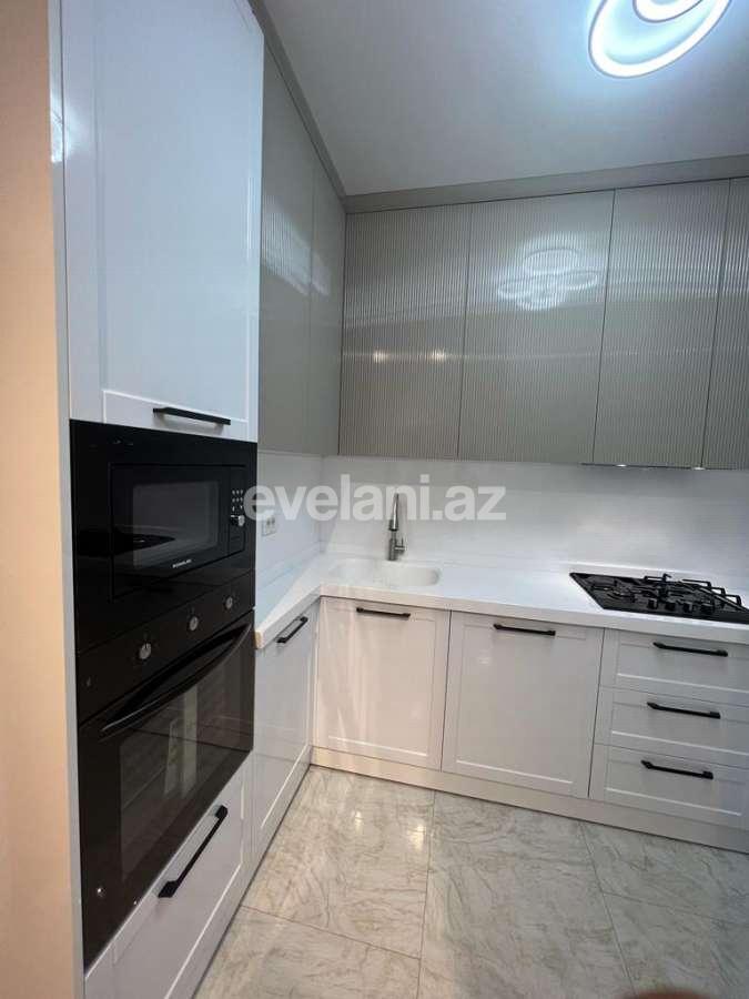 Satılır, yeni tikili, 2 otaqlı, 66 m², Bakı, Binəqədi r, 8-ci mikrorayon q, Azadlıq prospekti m.