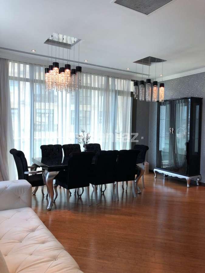 Rent, new building, 3 room, 115 m², Baku, Sabail r, Icheri Sheher m.