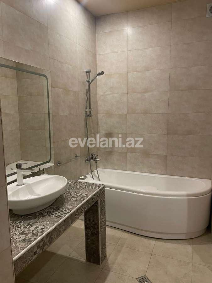 Rent, old building, 4 room, 135 m², Baku, Sabail r, Icheri Sheher m.