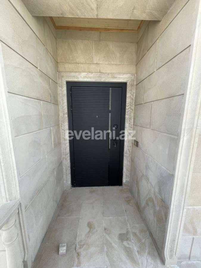 Satılır, həyət evi / bağ, 8 otaqlı, 220 m², Bakı, Binəqədi r, M. Rəsulzadə q, Azadlıq prospekti m.