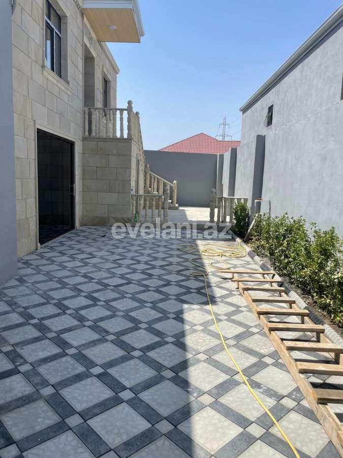 Satılır, həyət evi / bağ, 8 otaqlı, 220 m², Bakı, Binəqədi r, M. Rəsulzadə q, Azadlıq prospekti m.