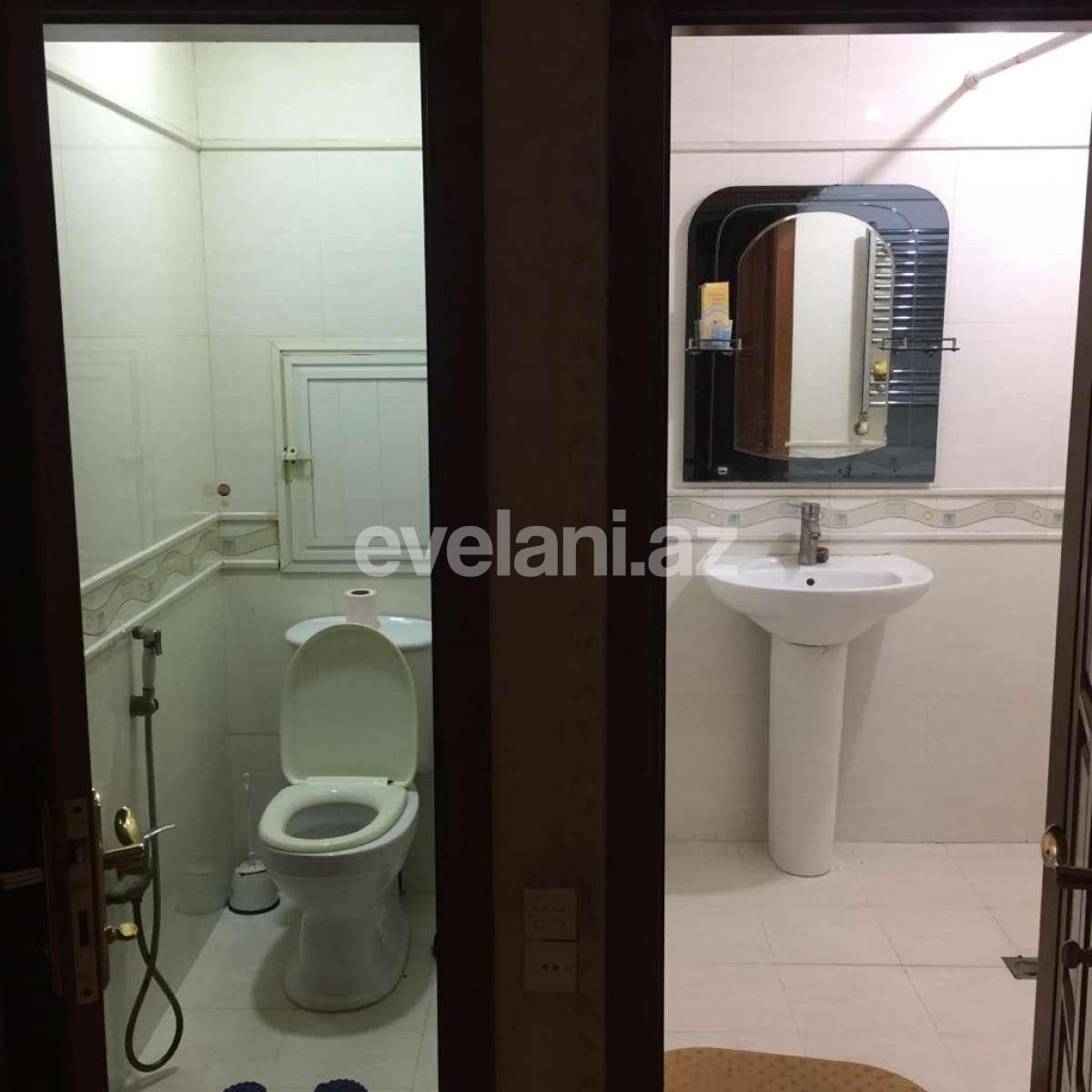 Rent, old building, 2 room, 52 m², Baku, Nasimi r.