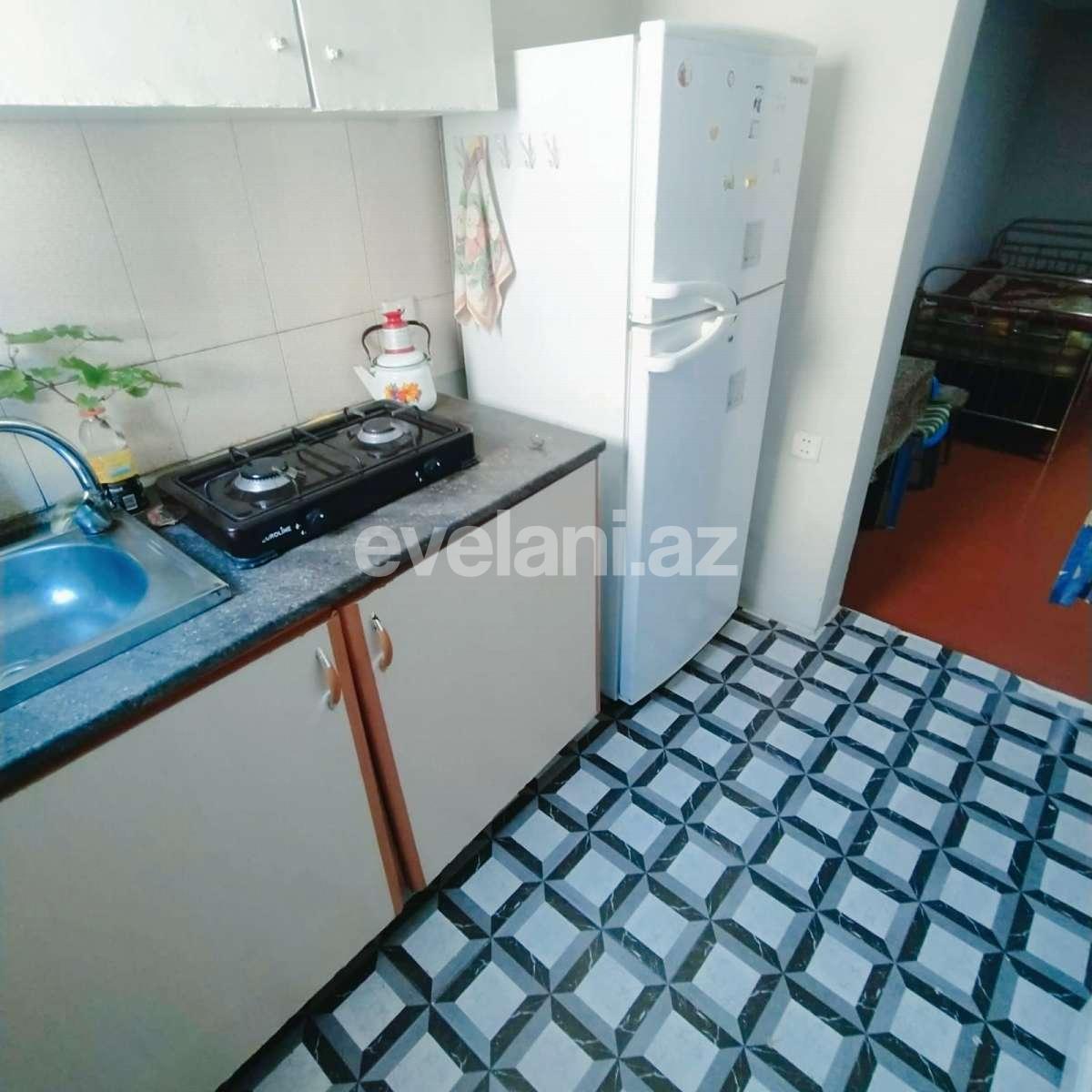 Rent, old building, 1 room, 30 m², Baku, Khatai r, Ahmedli m.