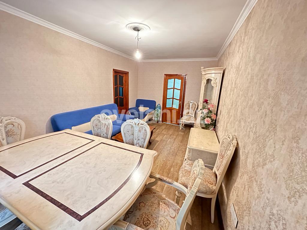 Rent, old building, 4 room, 100 m², Baku, Binagadi r, Azadlig prospekti m.