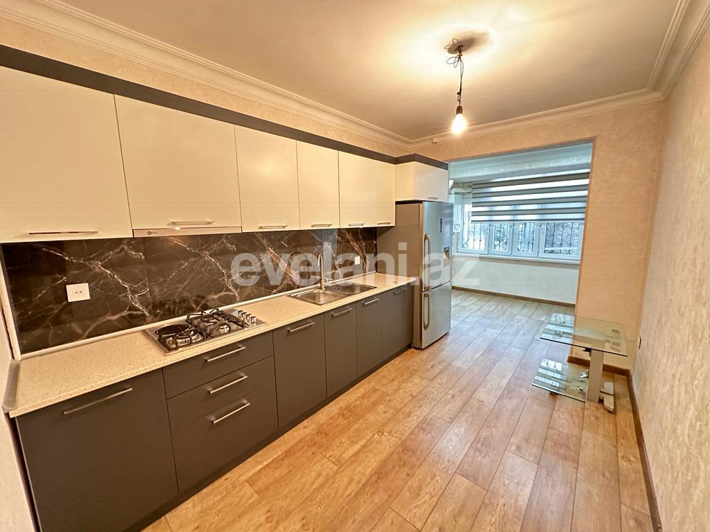 Rent, old building, 4 room, 100 m², Baku, Binagadi r, Azadlig prospekti m.