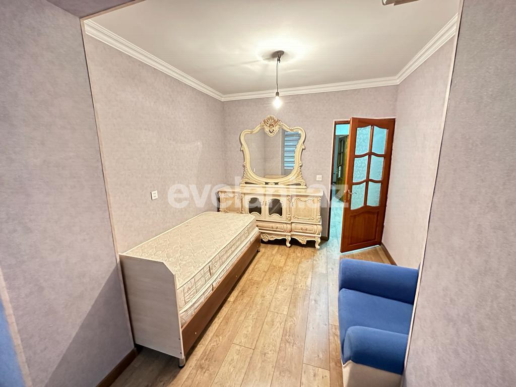 Rent, old building, 4 room, 100 m², Baku, Binagadi r, Azadlig prospekti m.