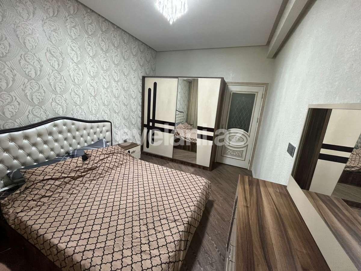 Kirayə verilir, yeni tikili, 2 otaqlı, 65 m², Bakı, Nəsimi r, 8 Noyabr m.